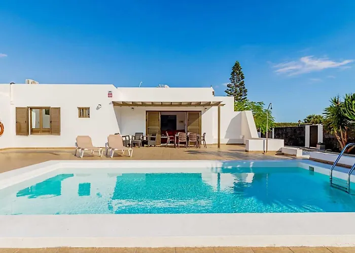 Maria En Playa Blanca (Lanzarote)